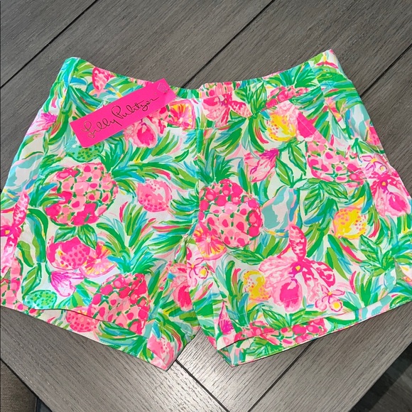 Lilly Pulitzer Pants - Lilly Pulitzer Ocean View Shorts - Pear Necessities - Size XXS